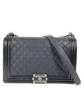 Chanel Shoulder Bag Boy Large 28 Caviar Leather Black